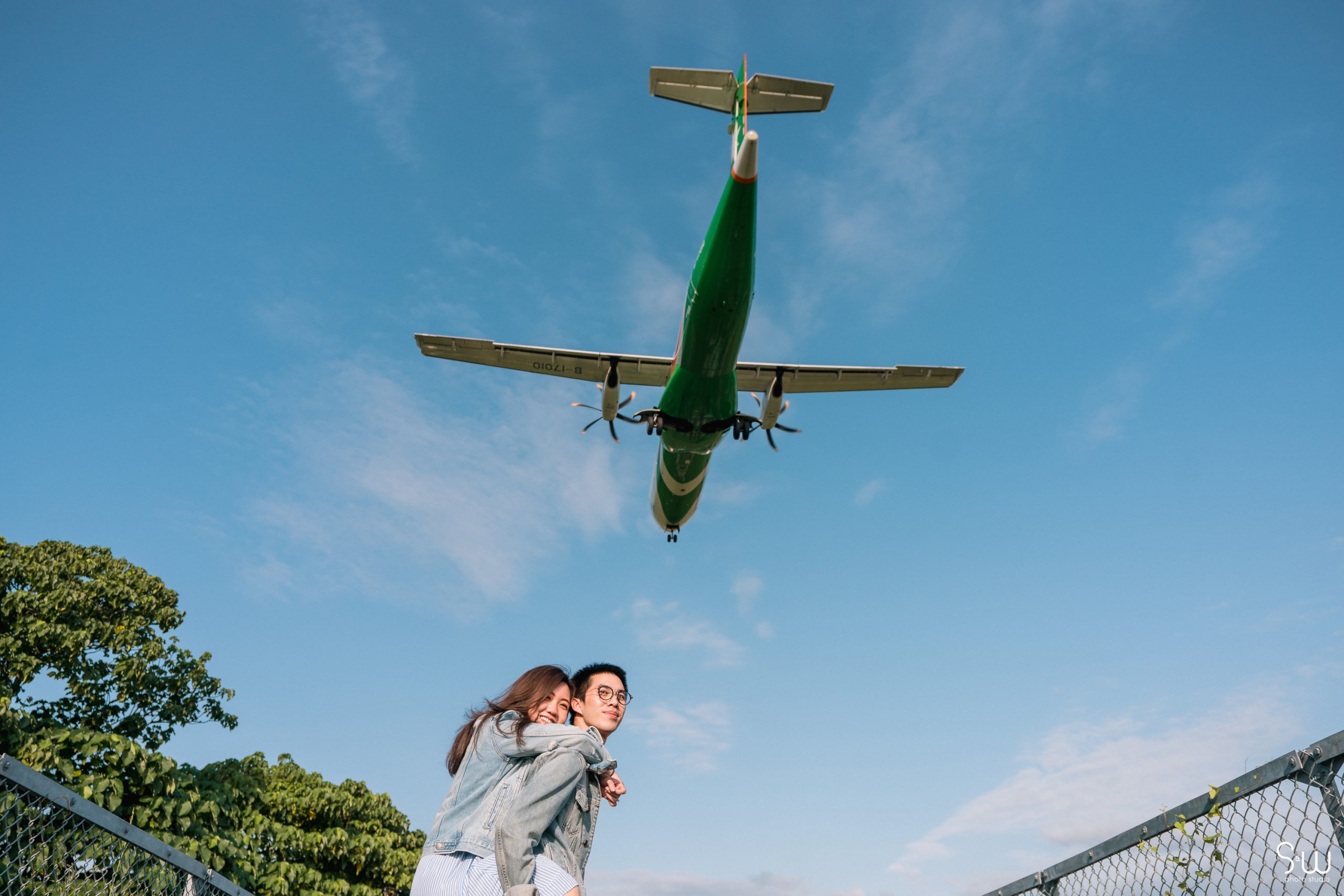 婚紗攝影 ｜飛機巷 + 新生公園｜台北輕婚紗